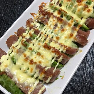 アボカドとスパムのチーズ焼き